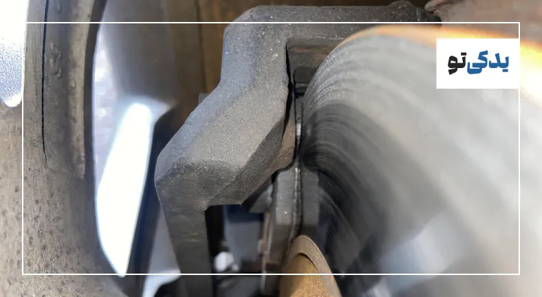 بررسی چشمی ضخامت لنت