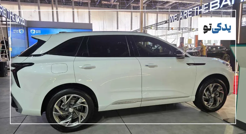 طراحی بدنه SAFIR R7